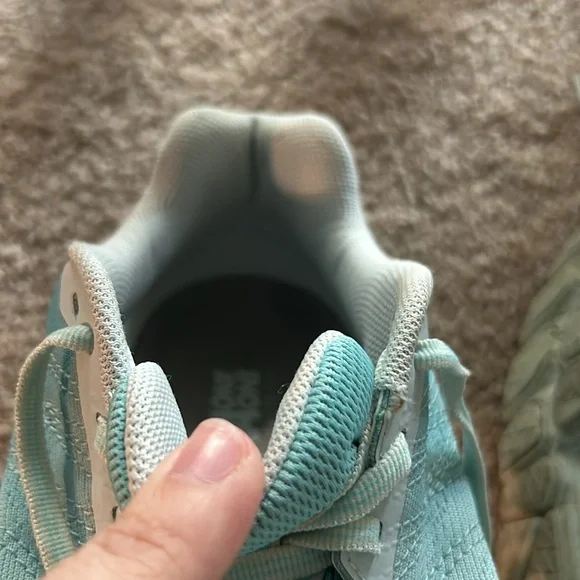 Hoka Clifton 6 Athletic Shoes - Picture 9 of 10